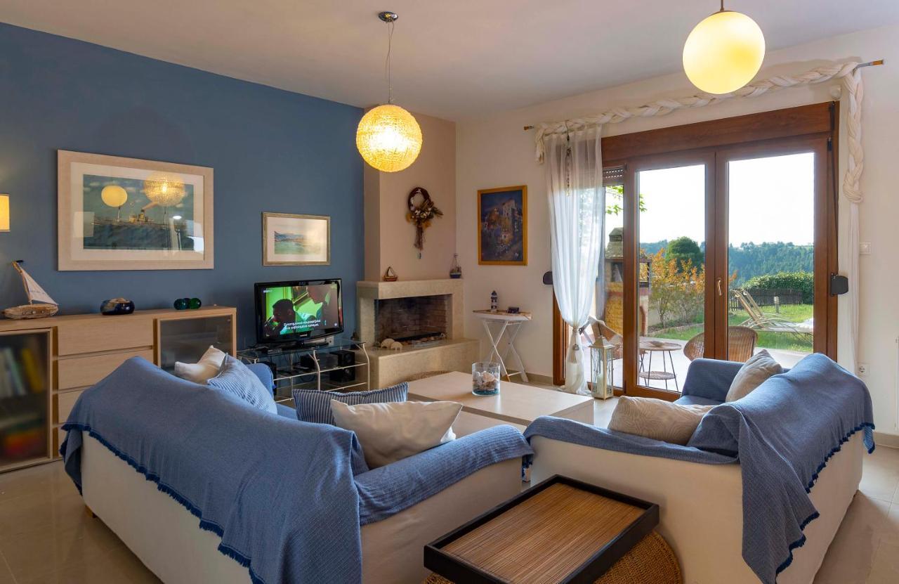 #Luxlikehome Hill Summer Villa Elani Exterior foto
